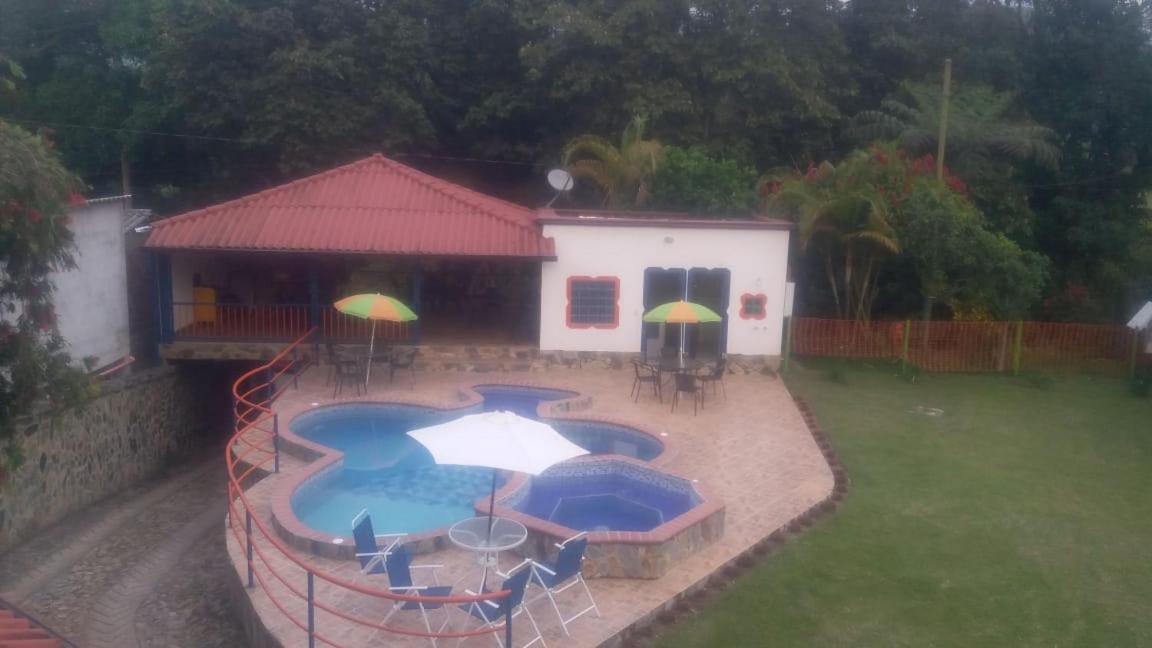 Ecohotel Colibri Salento Luna Park Екстер'єр фото